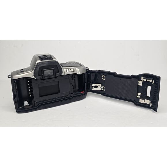 MINOLTA QTsi AF 35-80 Zoom 35mm Film CAMERA AA Battery AS IS Not Working Project - Picture 7 of 8